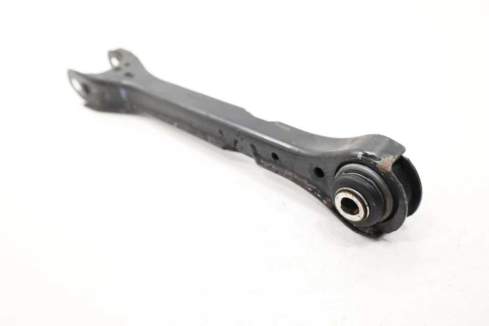 2016 - 2024 CHEVROLET CAMARO REAR SUSPENSION RIGHT SIDE UPPER CONTROL ARM OEM - Image 3 of 4