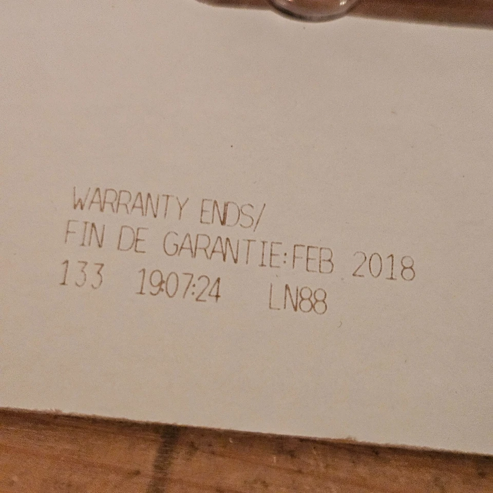 (2018) HP 62XL Tri-color 2-pack Cyan, Magenta, Yellow W/ HP Sticky Photo Paper - Image 4 of 4