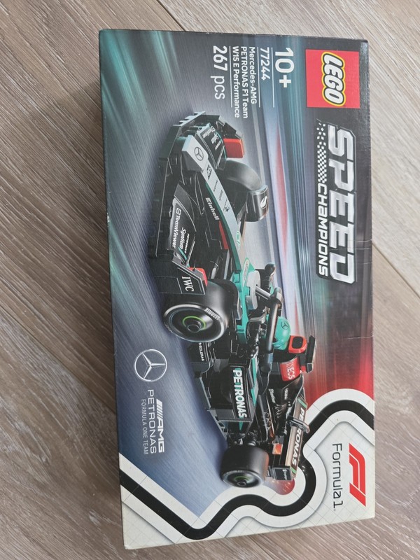 LEGO Mercedes AMG F1 W15 Race Car 77244 Lego Car Set Brand New