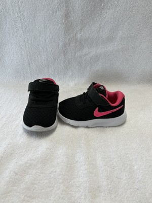 nike tanjun pink sandals