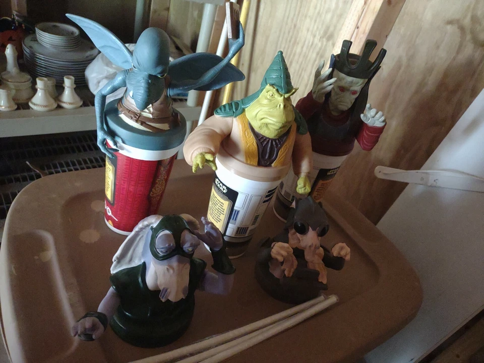 Star Wars Phantom Menace 5 Tapas 3 Tazas 3 Pajitas Foto 4 de 4