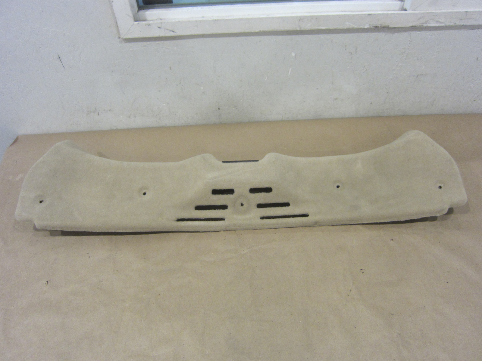 Maserati Quattroporte 05-06 - Trunk Latch Cover Carpet - Beige - P/N 981306300