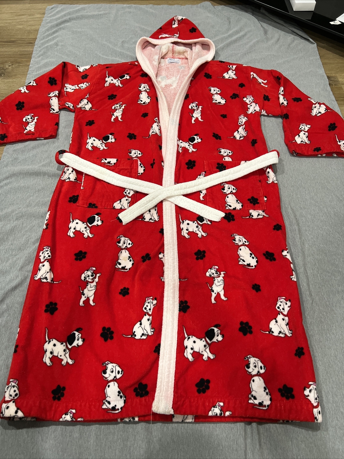 "Albornoz vintage Disney 101 dálmatas años 80", hecho en Brasil"