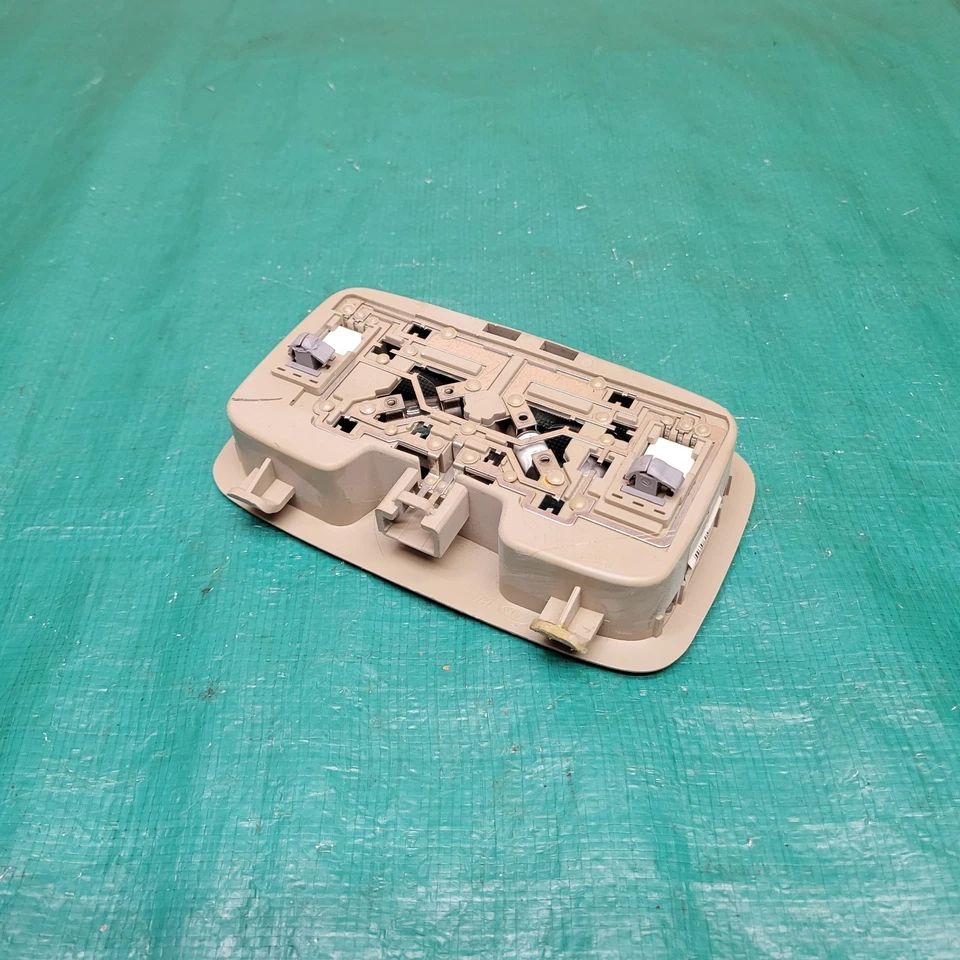Lámpara de luz de mapa domo techo trasero Kia Optima 2011-2016 OEM 92850-2TXXX Foto 3 de 4