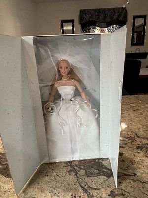 Blushing Bride Barbie Doll 1999 Mattel 26074