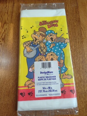 Vintage NOS DesignWare  1996 The Berenstain Bears Table cloth 54in x 96in A