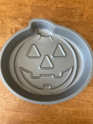 Pumpkin Metal Baking Mold Cake Jell-O Tin Unbranded
