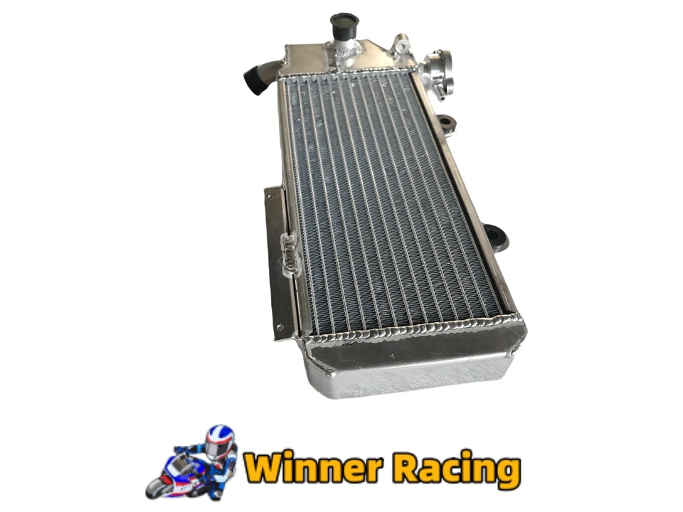 Radiador para BMW F650CS F650GS Dakar 2001-2008; G650GS Sertao 2008-2016 Foto 4 de 4