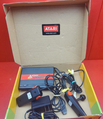 2004 Atari Flashback Classic Game Console Launch Edition Black Console 20 Games!