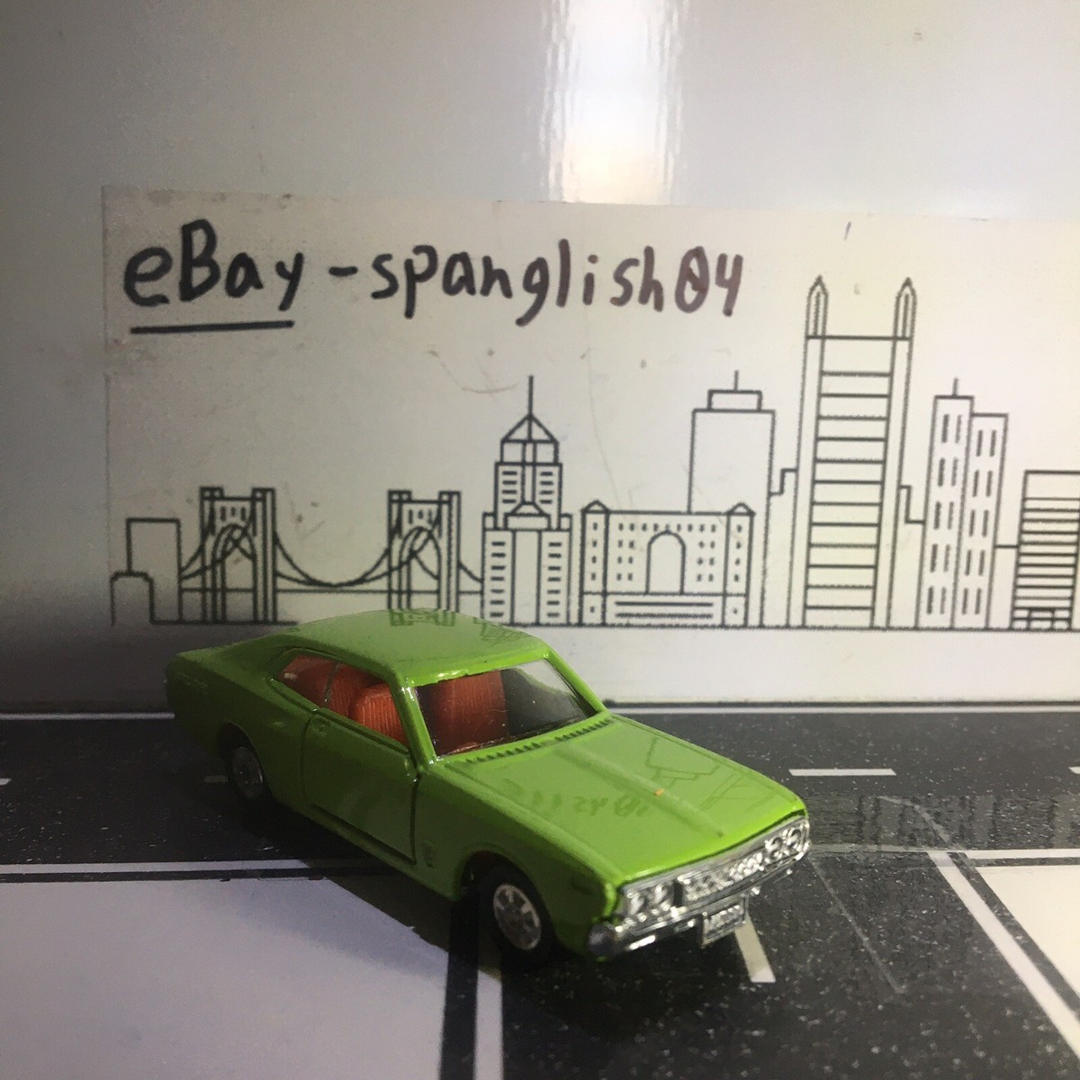 トミカ Nissan Laurel 緑色 LV-N31a 日産ローレル 2000SGL（緑） | 製品をさがす | tomica
