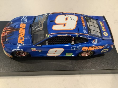 CHASE ELLIOTT AUTOGRAPHED 2018 CHEVY SUN ENERGY WATKINS GLEN 1ST CUP WIN & CARD - Picture 12 of 21
