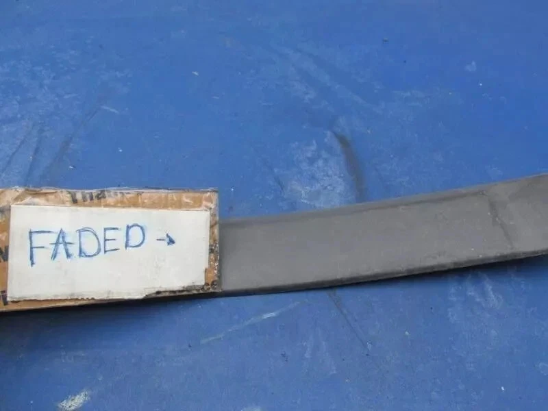 Наружный молдинг для двери S40 2001 2002 Volvo отделка задней крышки со стороны правого пассажира - Изображение 4 из 4