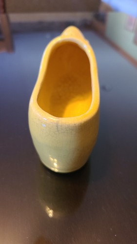 Shoe planter yellow ceramic. Embossed flowers on front. Dutch clog. McCoy. As is - Picture 4 of 8