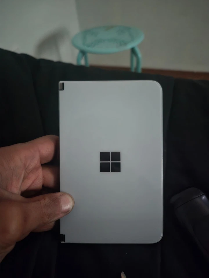 Microsoft Surface Duo 256 GB Blanco (Desbloqueado) Foto 2 de 4