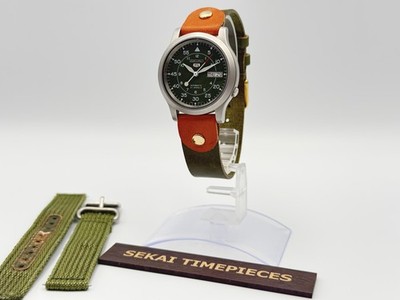 SEIKO 5 7S26-02J0 Automatic Green Dial Day Date 21J Men's Watch