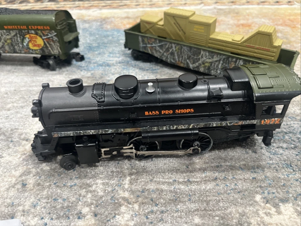 LIONEL LionChief REMOTE CONTROL 2-4-2 SCOUT STEAM SET Bass Pro Shop 1972 - Image 3 of 4