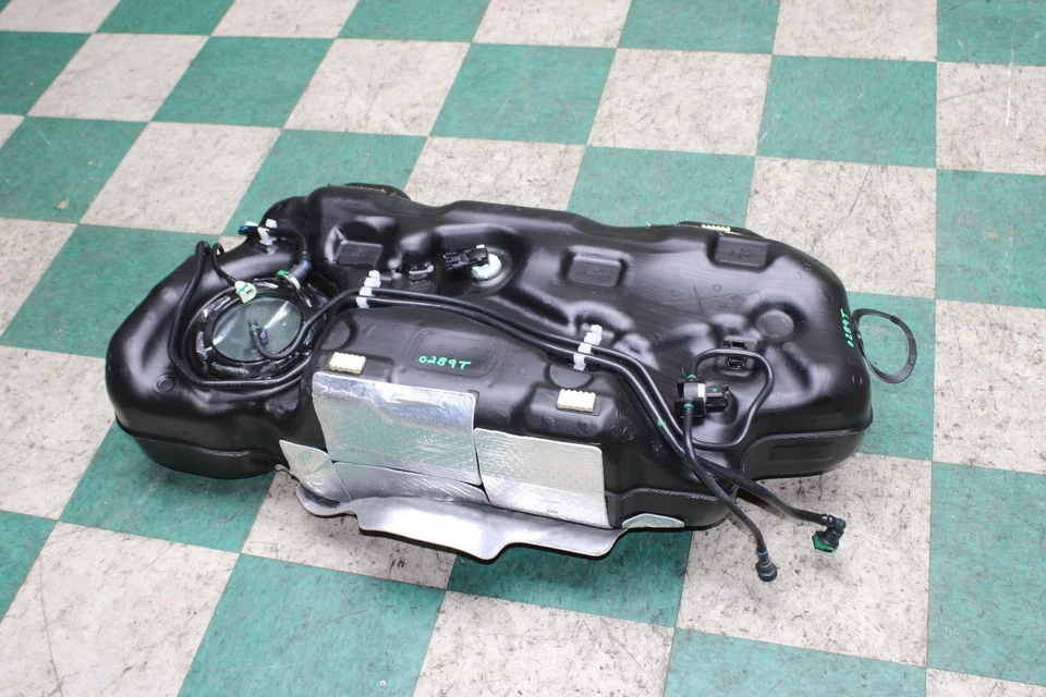 19-25 XT4 OE FWD 2.0L Engine Motor Gasoline Gas Fuel Storage Reservoir Tank - Image 2 of 4