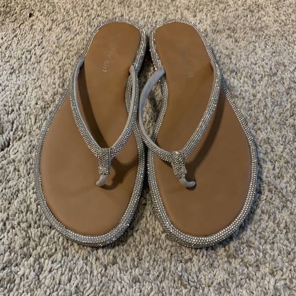 Madden Girl Womens 7.5 M Strap Flat Flip Flop Bling Sandals