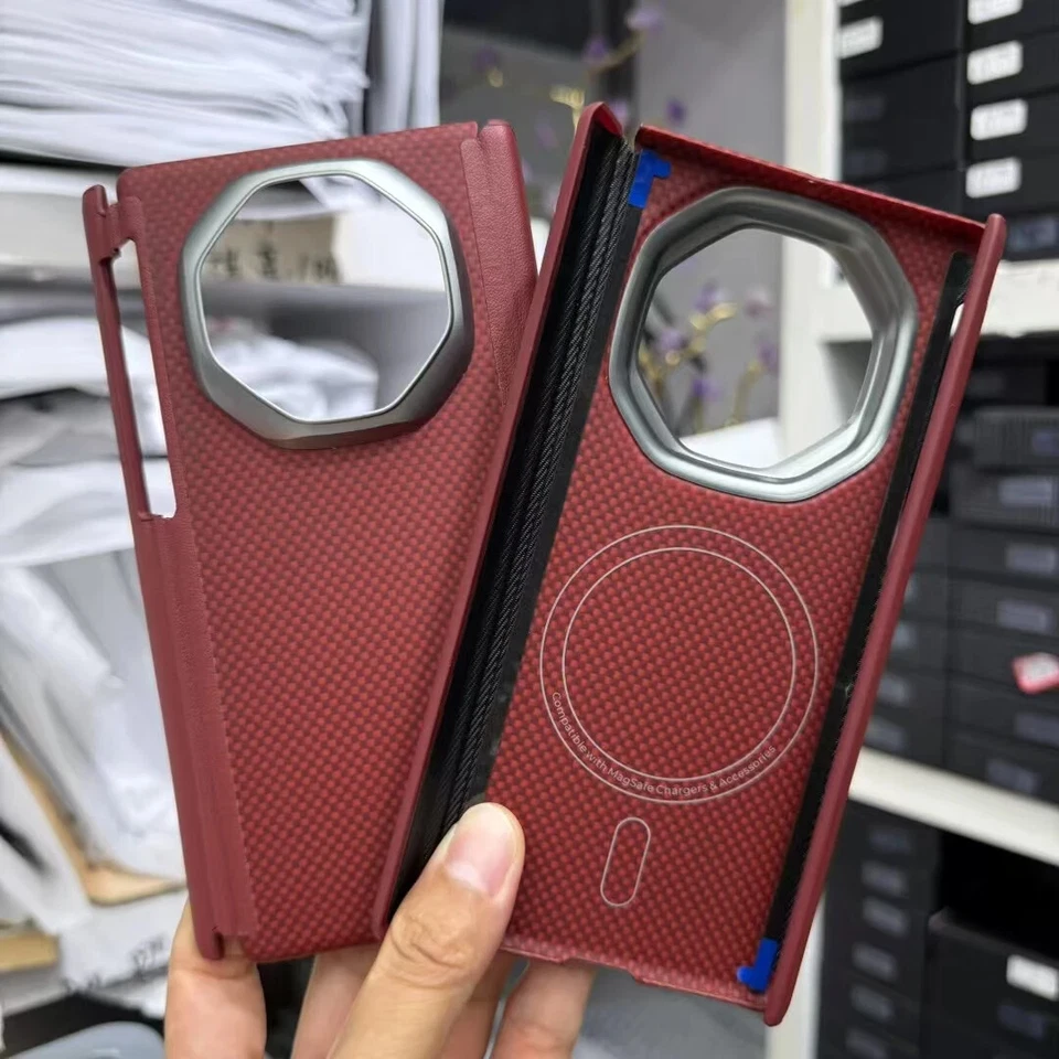 Funda Magnética de Fibra de Carbono Original para Huawei Mate XT Doble Bisagra Abatible Cubierta Foto 4 de 4