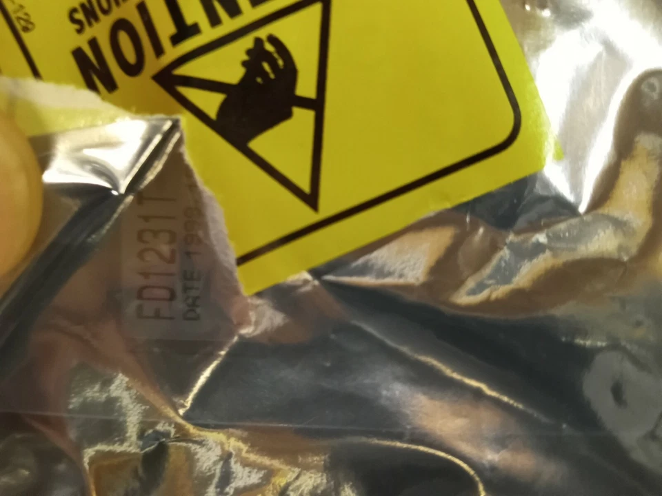 NEW NEC FD1231T Compaq 172465-001 Floppy Disk A Drive 3.5" 1.44MB NOS Open box - Image 2 of 3