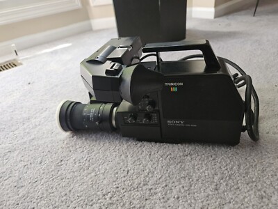 Rare Vintage Sony HVC 2400 Trinicon Color Video Camera w/ case in