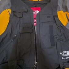 Supreme North Face RTG - Worn Twice, Pre-Owned