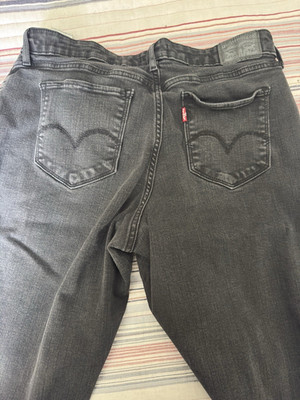 Levi's Women's 721 Skinny Jeans Black Denim Distressed Solid 5-Pocket
