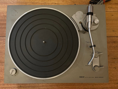 AKAI AP-100C  Turntable Made in Japan