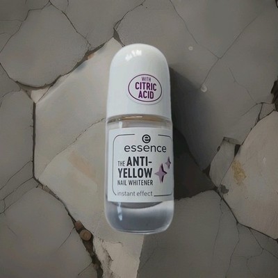 essence THE ANTI-YELLOW NAGELAUFHELLER  