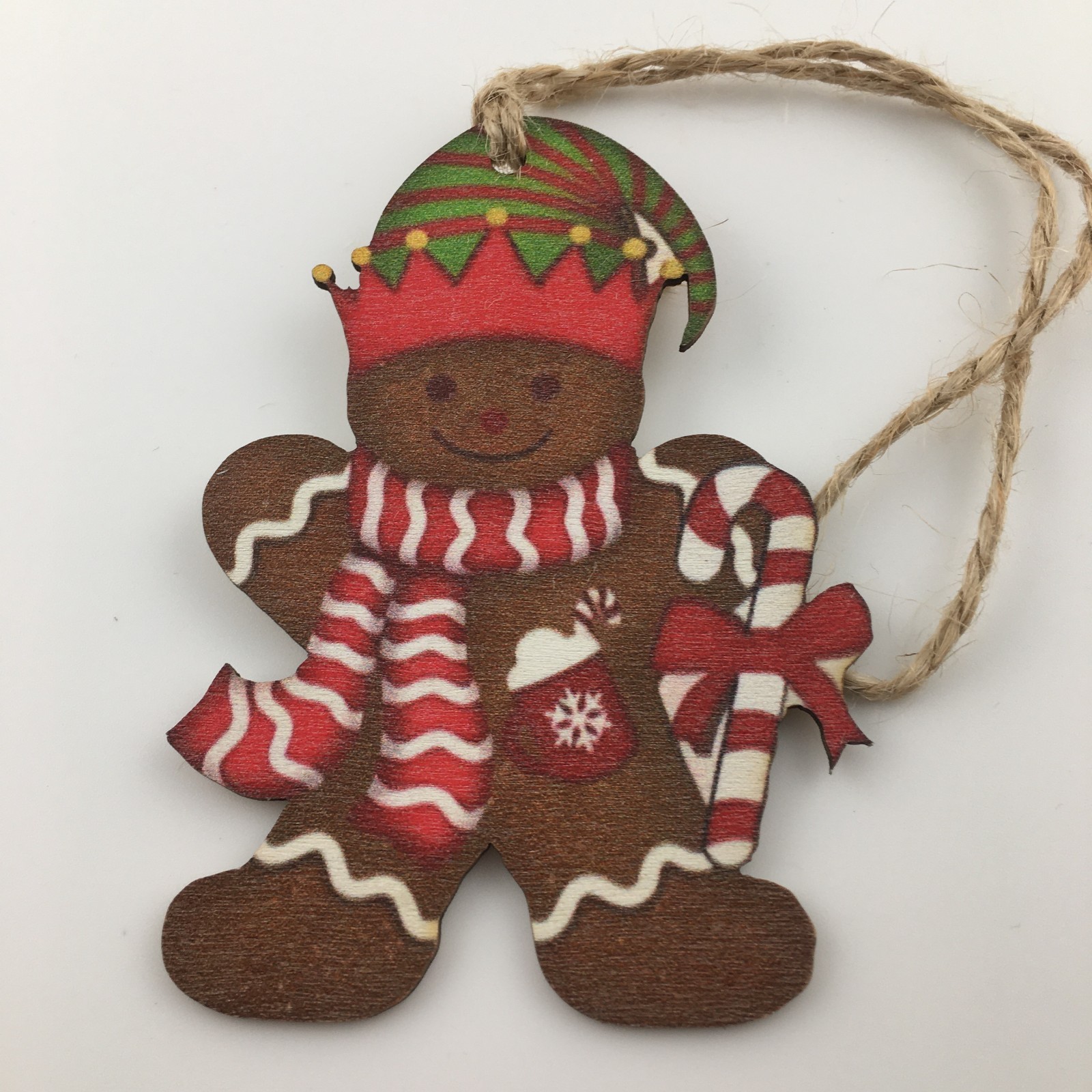 6  Gingerbread Men/Woman Christmas ornament or gift tags wood