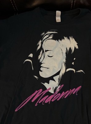 Madonna Confessions On A Dance Floor Concert T-Shirt Size Xl Ladies Madonna Fans