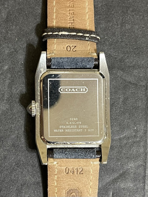 Rare COACH CONVENAIT SQUARE TANK White Texture Dial Swiss  display picture 3