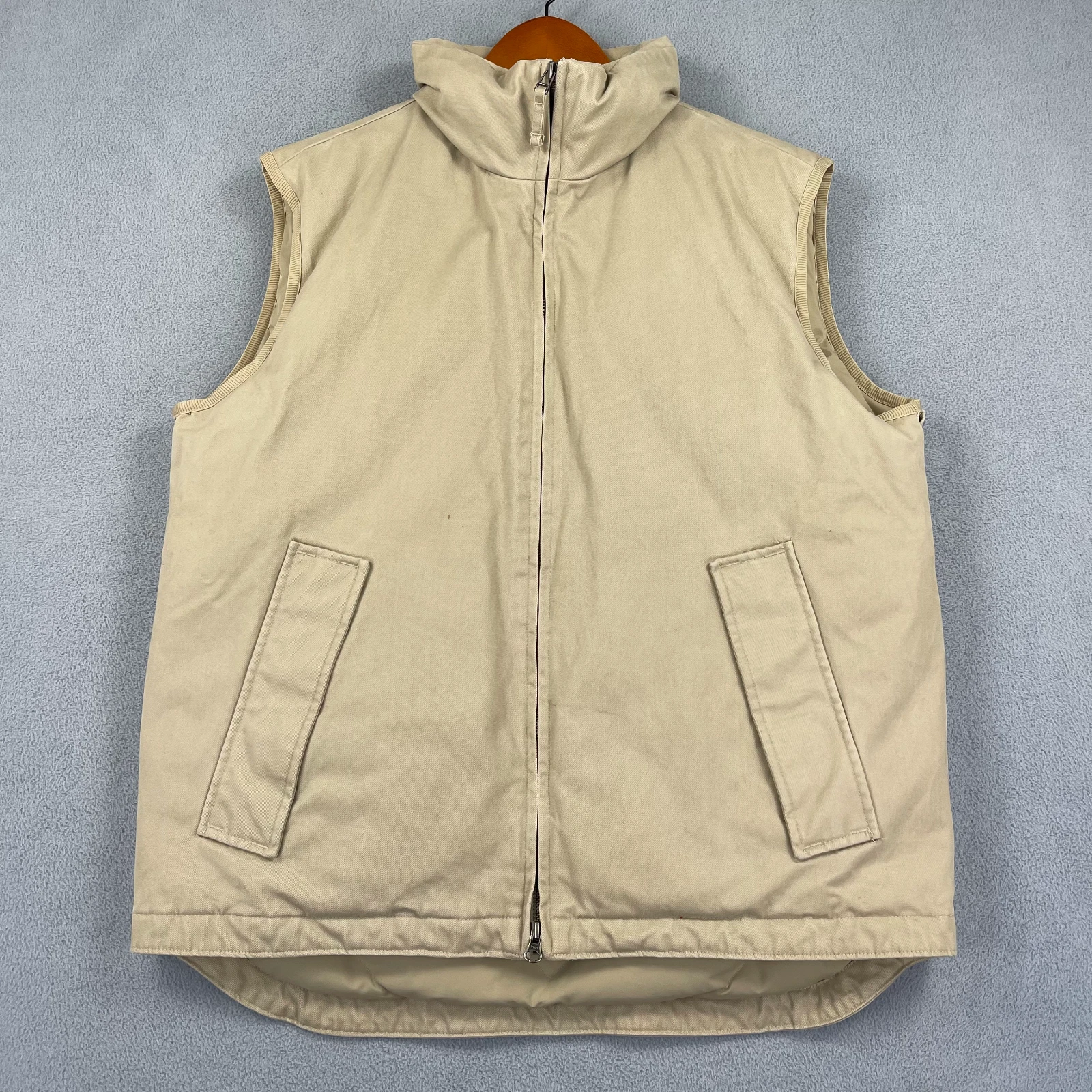 Banana Republic Down Vest Men's Medium Beige Full Zip Puffer Quilt Lined Pockets