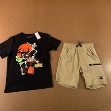 Boys Size 5/6 Childrens Place Skeleton Graphic Tee Hawk Khaki Shorts 2 Piece New