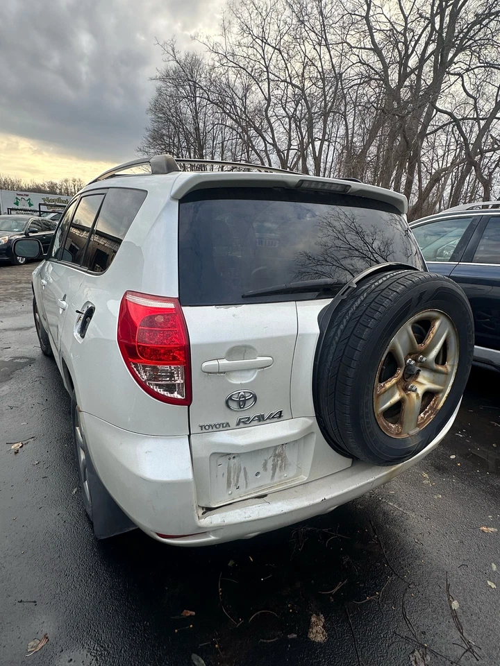 Used Rack and Pinion Assembly fits: 2007 Toyota Rav4 Power Rack and Pinion elect Foto 4 de 4