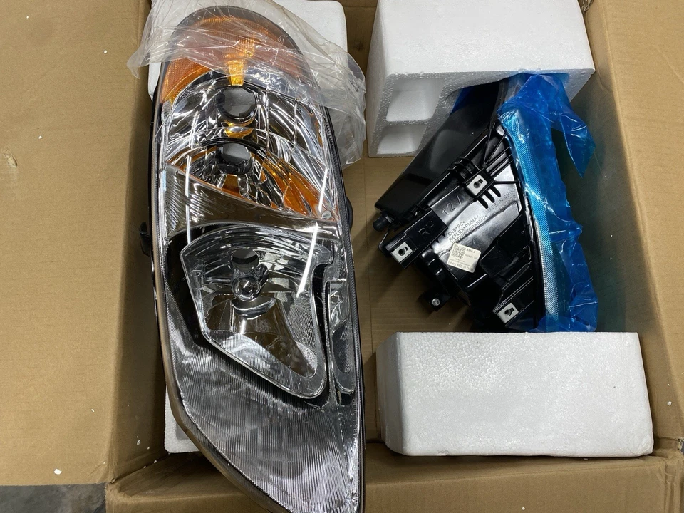 Faros izquierdo+derecho para Dodge Grand Caravan Chrysler Town & Country 2001-2007 Foto 2 de 3