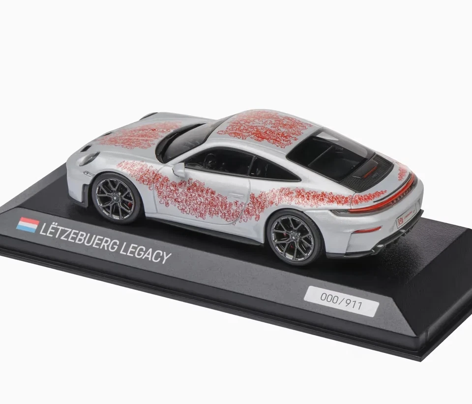 1:43 MINICHAMPS 2025 PORSCHE 911 992.2 GT3 Touring 75Years Luxembourg LIM DEALER - Image 3 of 3