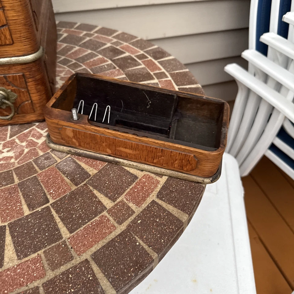 6 cajones antiguos domésticos para máquinas de coser a juego madera burlada más centro uno Foto 3 de 4