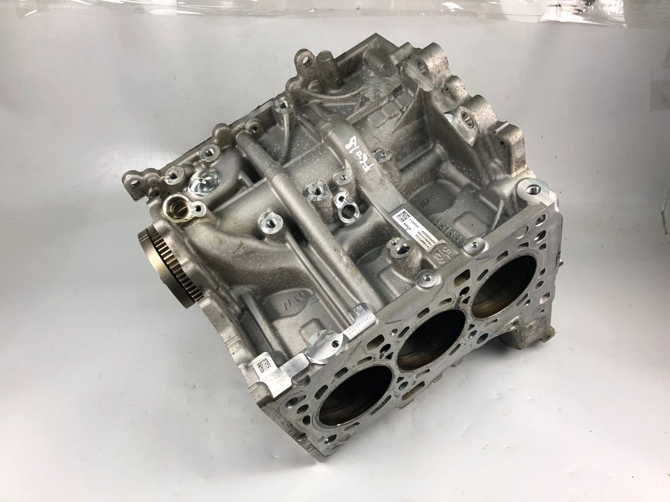 2022 Mini Countryman F60 Hybrid Crankshaft Engine Motor Block 8513372 8602965 - Image 2 of 4