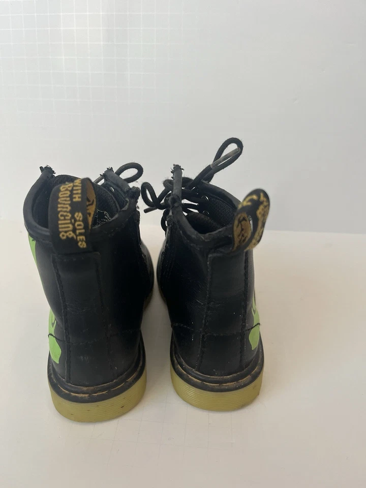 Botas de couro infantil Dr. Martens brilho no escuro esqueletos sapatos Skelly tamanho 8 - Imagem 4 de 4