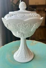 VTG INDIANA Glass HARVEST Pedestal Milk Glass Compote Dish With Lid Grape Leaves