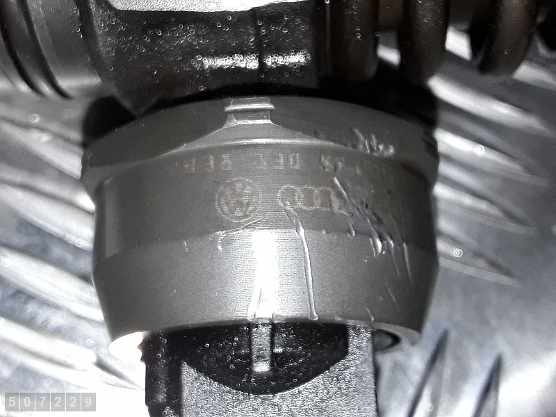 2006 VW PASSAT B6 INYECTOR DIESEL 2000TDI 103KW 038130073BQ 0414720312 - Imagen 3 de 4