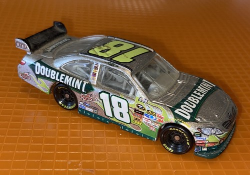 Vintage Unbranded Toyota Camry Doublemint Gum Race Car Goodyear Tires Rare #18 + - Picture 4 of 7