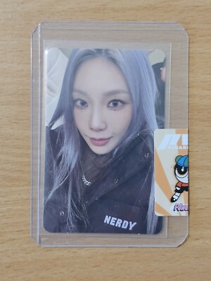 Taeyeon RARE Official SNSD Girls Generation Kpop INVU album Photocard BRAND NEW