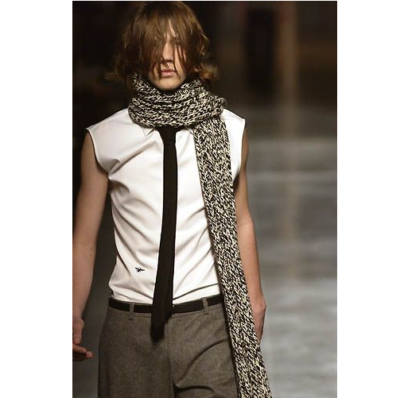 Dior Homme 2004 by Hedi Slimane White sleeveless BEE shirt Dior Homme 2004 by Hedi Slimane White sleeveless BEE shirt