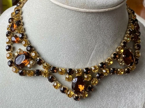 VTG 1950'S GLITZY BROWN RHINESTONE CHOKER-CLAUDETTE?  -COSTUME JEWELRY