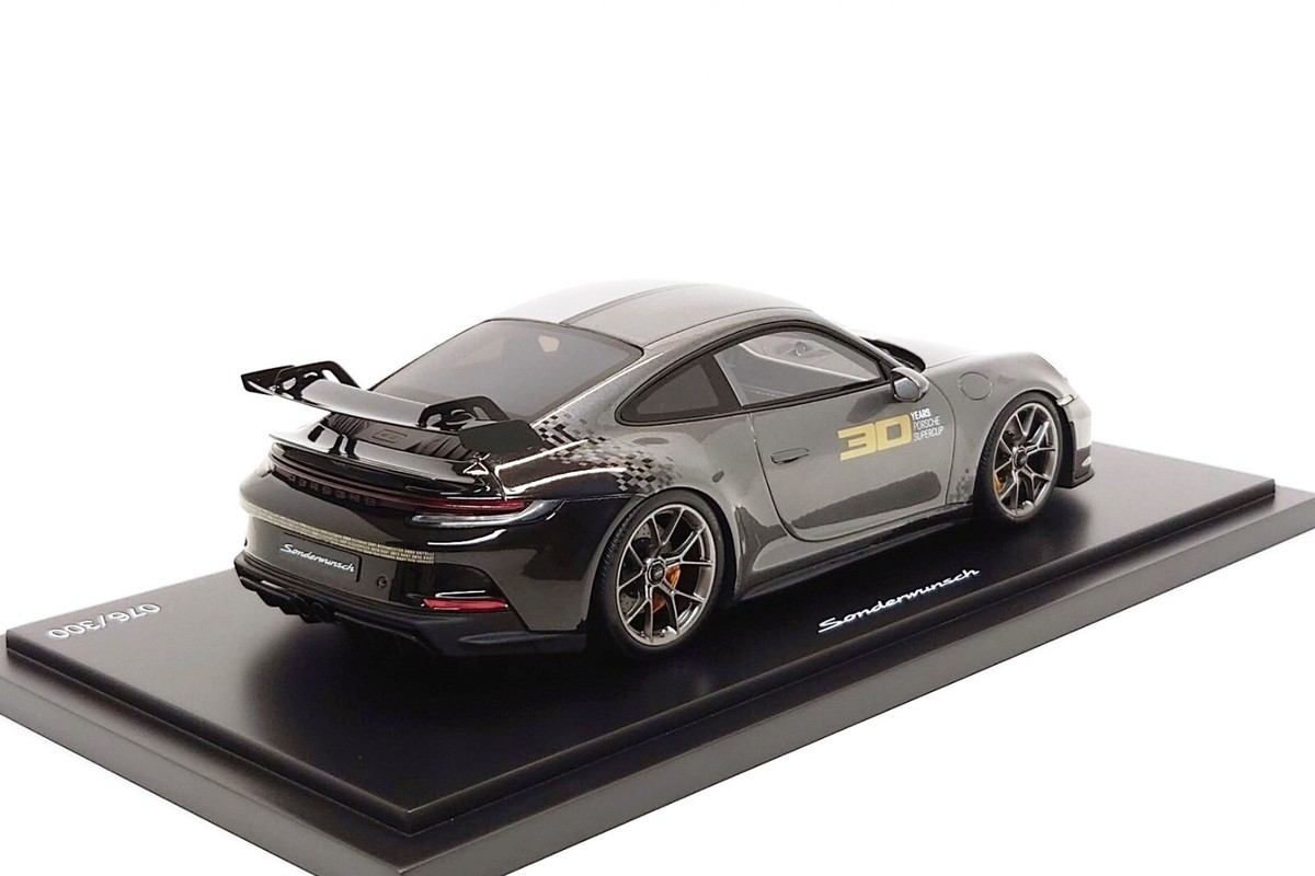 Spark 1:18 Porsche 911 GT3 (992) Sonderwunsch - 30 Years