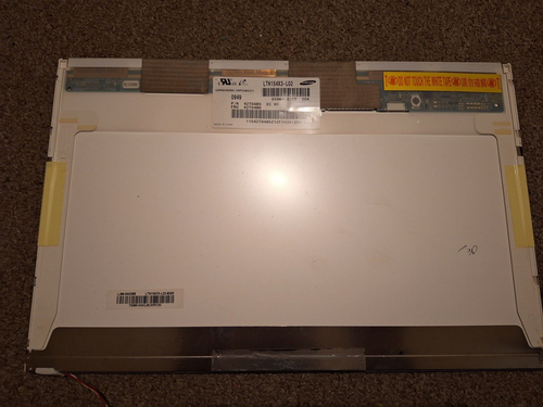 Samsung LTN154X3-L02 15.4" 30 Pin Matt LCD Screen CCFL - 第 1/3 張圖片