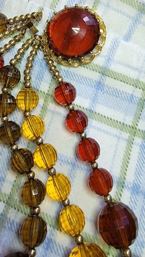 Vintage Amber Colored Graduated 3 Strand Lucite/Bakelite Necklace , 16" - Picture 11 of 12