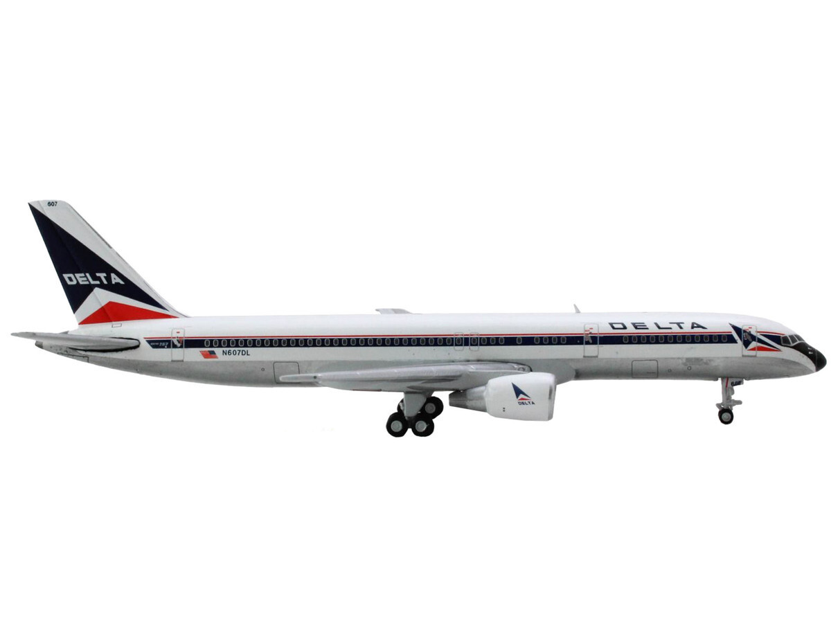 ジェミニ ドラゴン デルタ アメリカン 757 767 DC-10 1/400 GEMINI DELTA 767-400ER 1/400 COLORS IN MOTION
